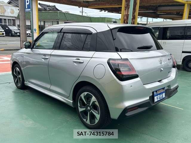 Suzuki SWIFT 2024-03 8210502-3