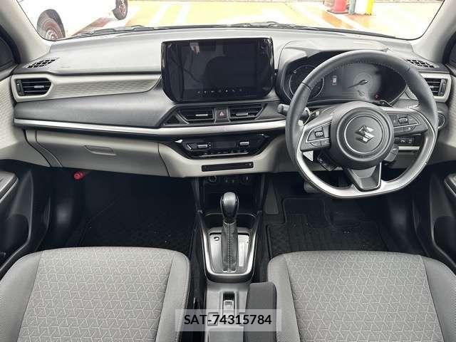 Suzuki SWIFT 2024-03 8210502-6