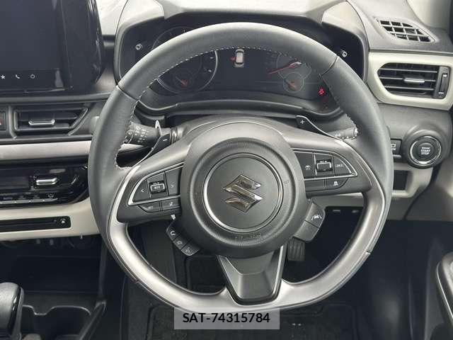 Suzuki SWIFT 2024-03 8210502-7