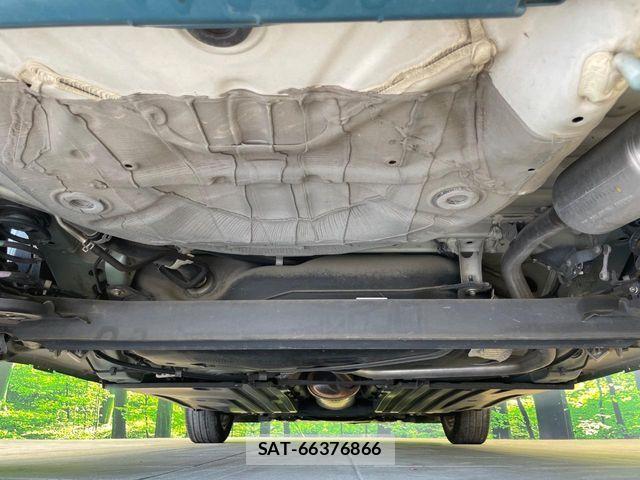 Suzuki SWIFT 2018-03 8210513-18