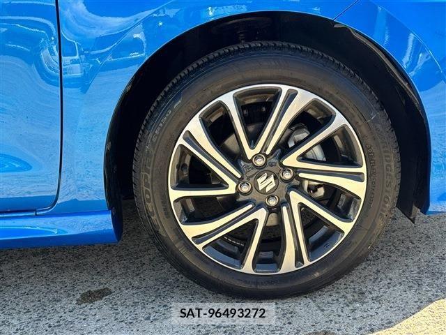 Suzuki SWIFT 2021-12 8210504-17