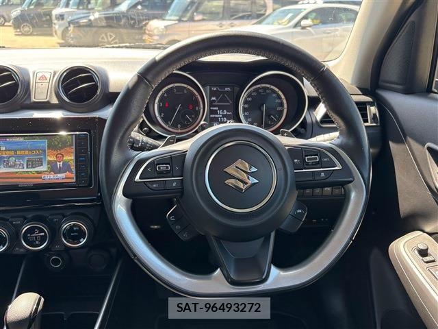 Suzuki SWIFT 2021-12 8210504-26