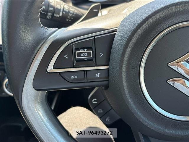 Suzuki SWIFT 2021-12 8210504-27