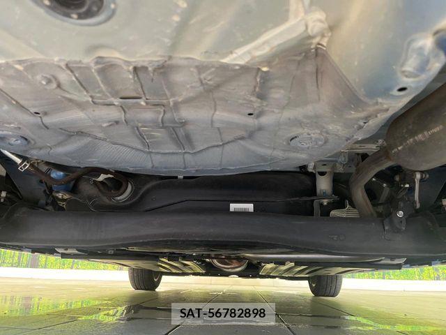Suzuki SWIFT 2023-12 8210499-19