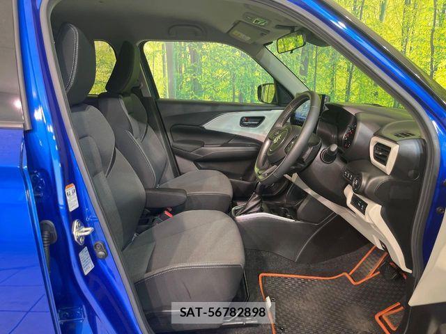 Suzuki SWIFT 2023-12 8210499-7