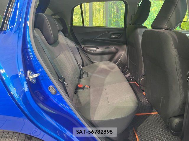 Suzuki SWIFT 2023-12 8210499-8