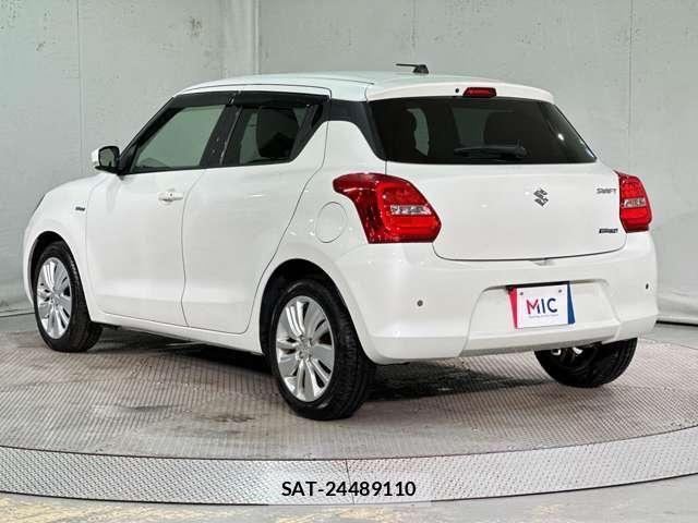 Suzuki SWIFT 2019-05 8210507-7