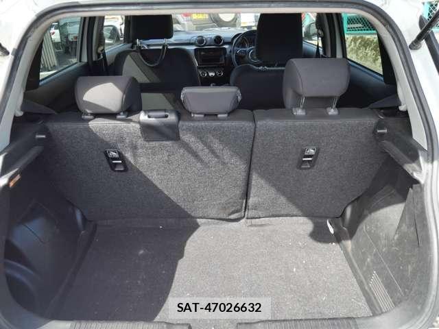 Suzuki SWIFT 2018-04 8210514-20