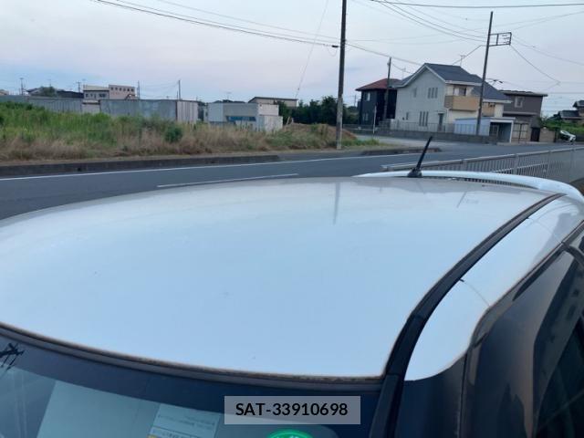 Suzuki SWIFT 2007-04 8210517-17