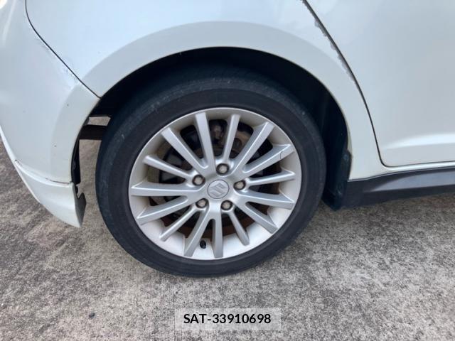 Suzuki SWIFT 2007-04 8210517-3