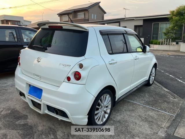 Suzuki SWIFT 2007-04 8210517-4