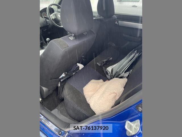 Suzuki SWIFT 2009-09 8232032-8