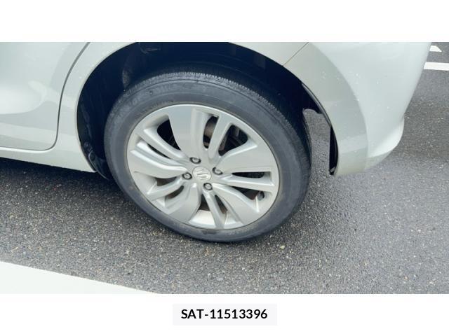 Suzuki SWIFT 2017-11 8232027-5