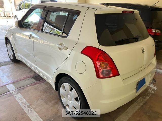 Suzuki SWIFT 2009-08 8232033-3