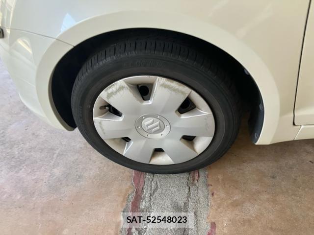 Suzuki SWIFT 2009-08 8232033-7