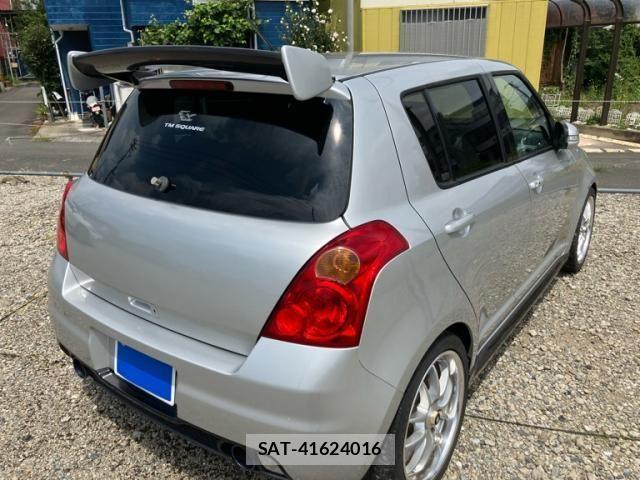 Suzuki SWIFT 2009-12 8232030-2