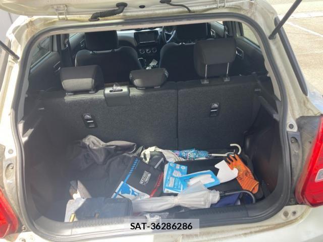 Suzuki SWIFT 2017-03 8232034-8