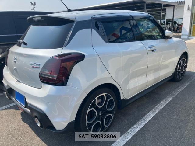 Suzuki SWIFT 2023-04 8246864-3