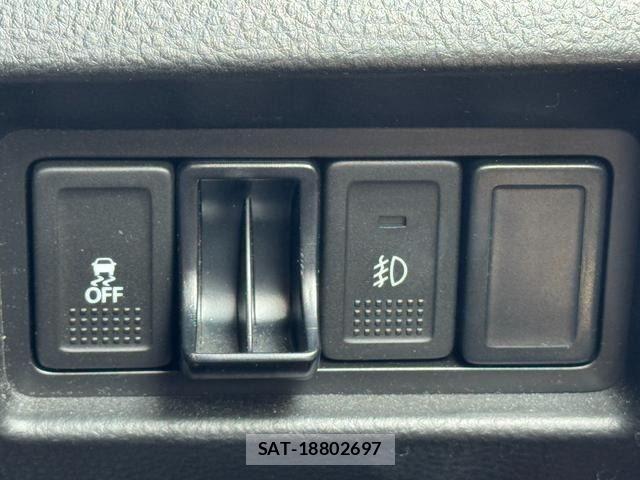 Suzuki SWIFT 2015-05 8246872-25