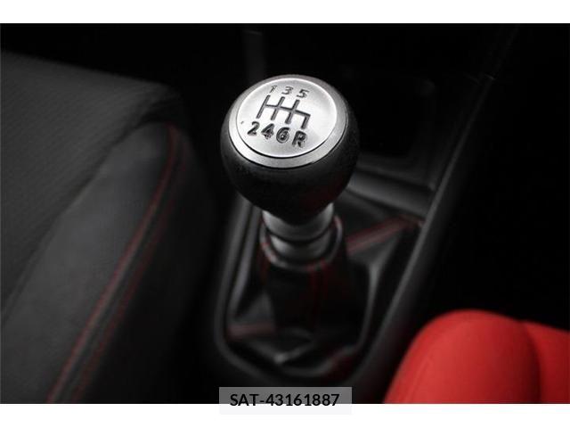 Suzuki SWIFT 2015-01 8246871-2