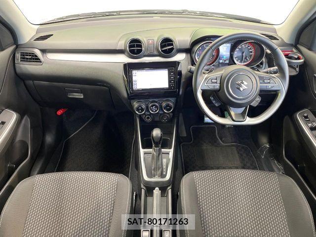 Suzuki SWIFT 2023-08 8246870-1