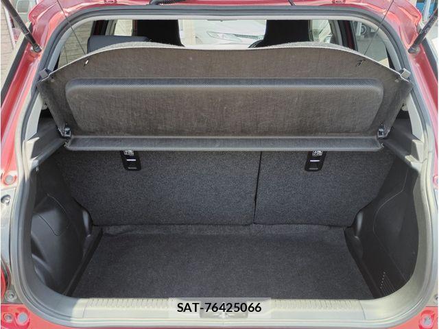 Suzuki SWIFT 2019-08 8246869-8