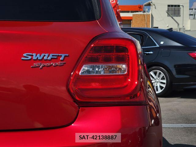 Suzuki SWIFT 2018-12 8246868-25