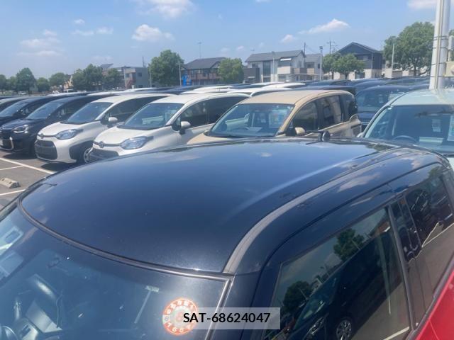 Suzuki SWIFT 2022-08 8246867-9