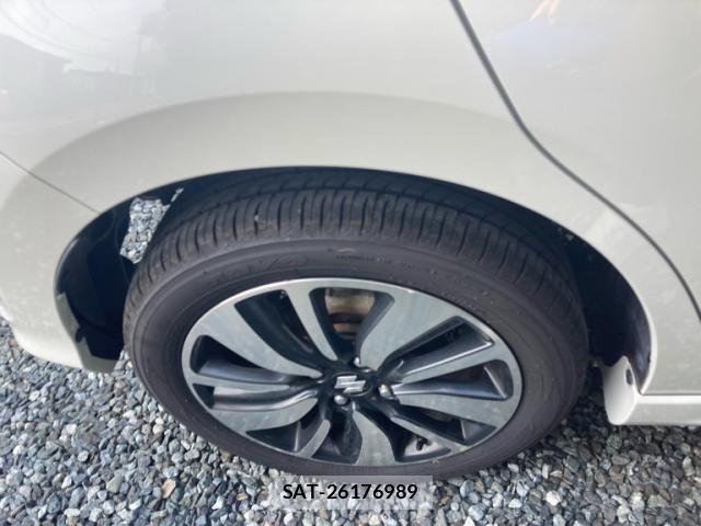 Suzuki SWIFT 2017-09 8317454-11