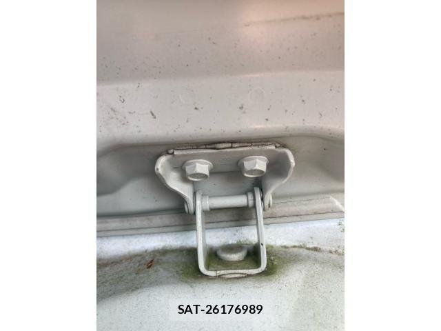 Suzuki SWIFT 2017-09 8317454-5