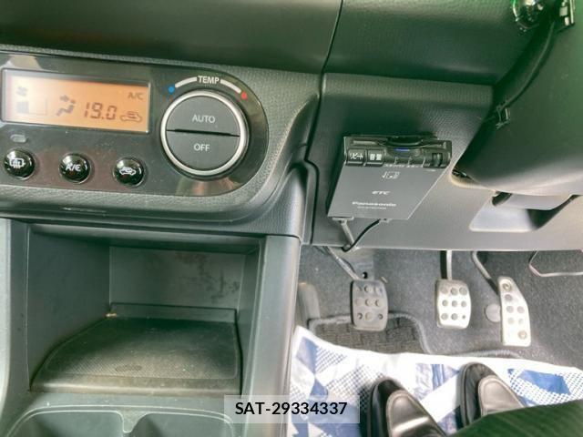 Suzuki SWIFT 2007-08 8317462-25