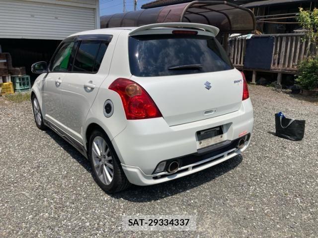 Suzuki SWIFT 2007-08 8317462-4