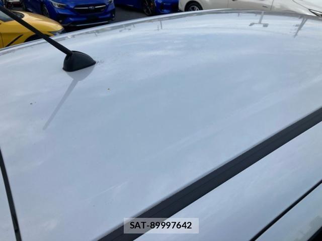 Suzuki SWIFT 2020-04 8317453-9