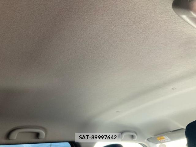 Suzuki SWIFT 2020-04 8317453-11