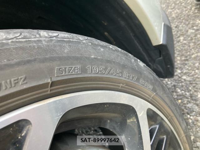 Suzuki SWIFT 2020-04 8317453-7