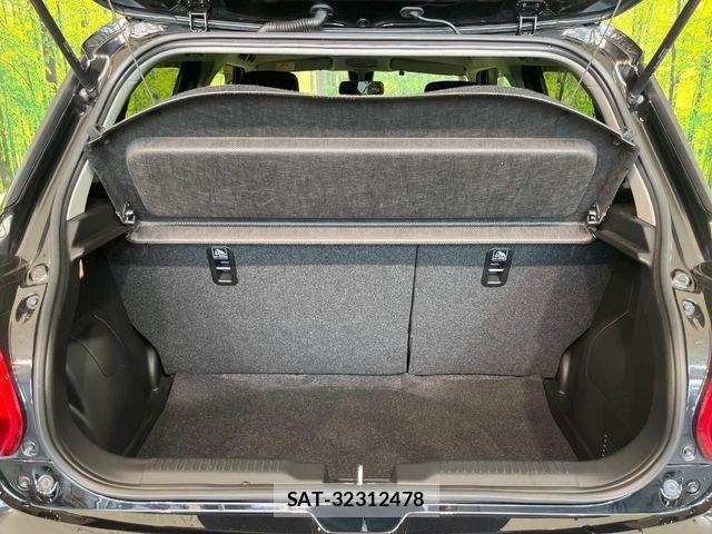 Suzuki SWIFT 2022-06 8317449-9