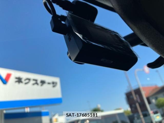 Suzuki SWIFT 2016-03 8317458-17