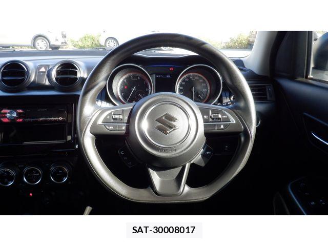 Suzuki SWIFT 2021-05 8317452-17