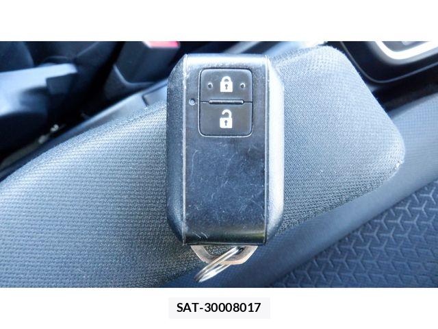 Suzuki SWIFT 2021-05 8317452-26