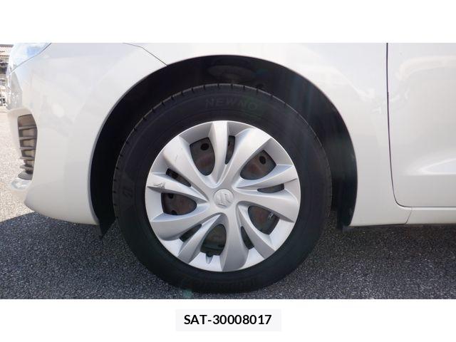 Suzuki SWIFT 2021-05 8317452-28