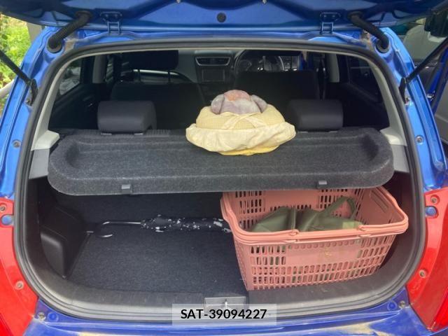 Suzuki SWIFT 2011-08 8317465-7
