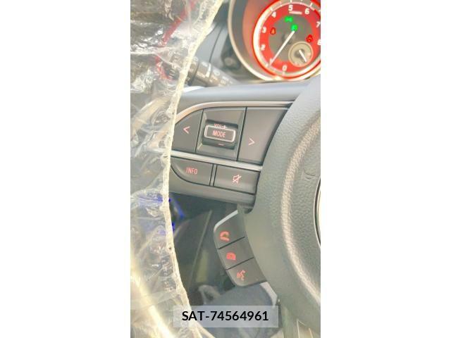 Suzuki SWIFT 2025-10 8317446-15