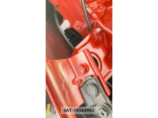 Suzuki SWIFT 2025-10 8317446-20