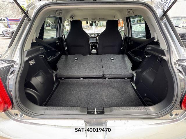 Suzuki SWIFT 2018-02 8317451-23