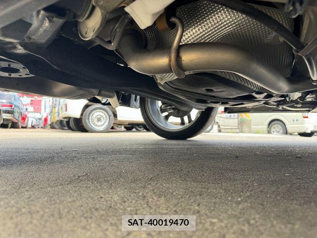 Suzuki SWIFT 2018-02 8317451-26