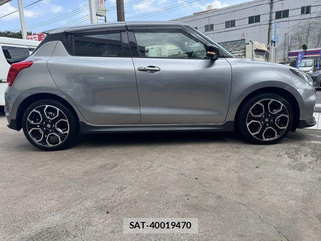 Suzuki SWIFT 2018-02 8317451-5