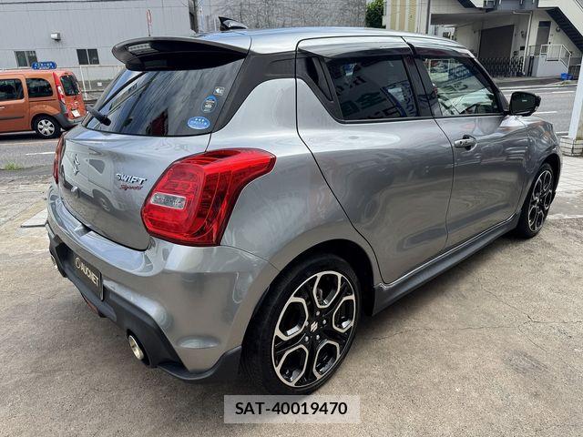 Suzuki SWIFT 2018-02 8317451-6