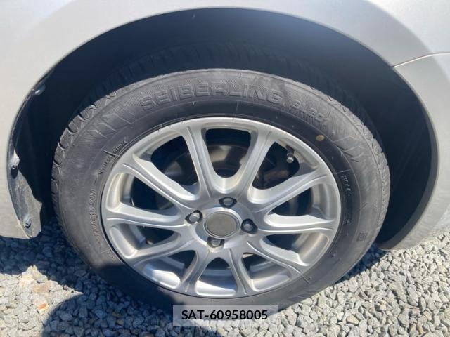 Suzuki SWIFT 2009-09 8338104-5