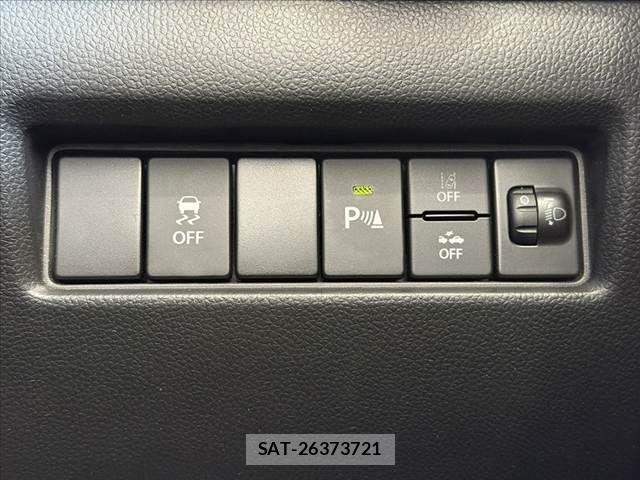 Suzuki SWIFT 2022-02 8338094-6