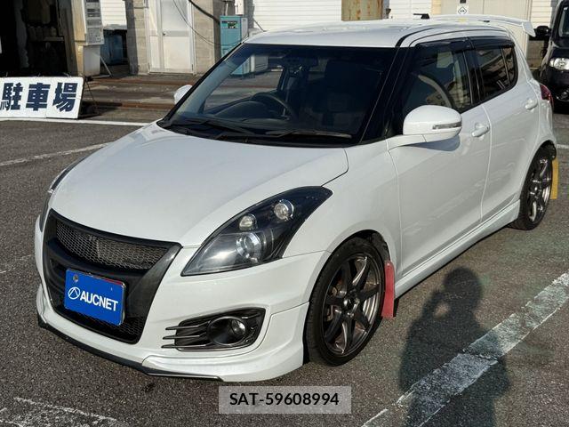 Suzuki SWIFT 2015-10 8338099-0